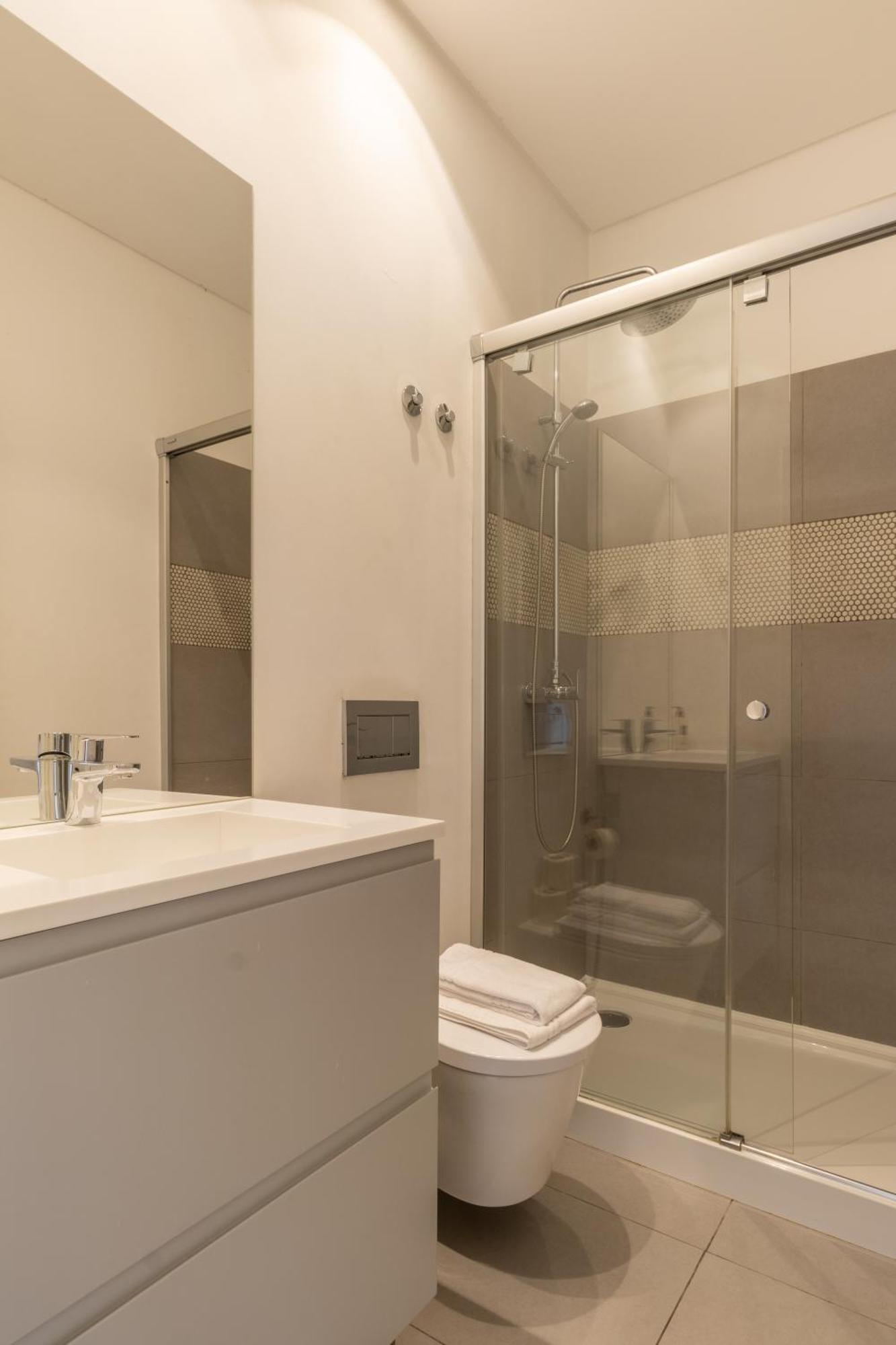 דירות ליסבון Modern 3Br, Terrace, Ac/Heating & Self Check-In מראה חיצוני תמונה