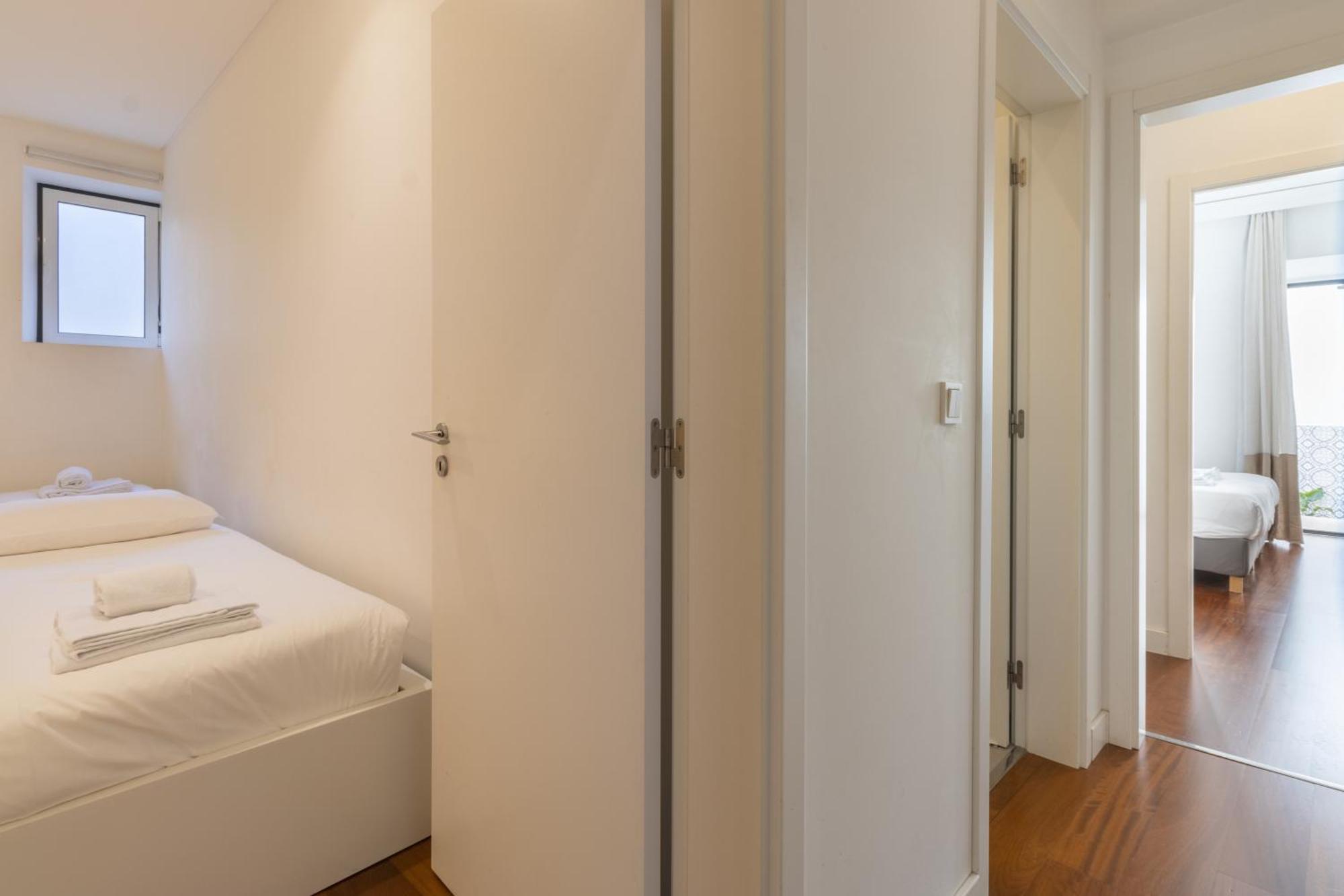דירות ליסבון Modern 3Br, Terrace, Ac/Heating & Self Check-In מראה חיצוני תמונה