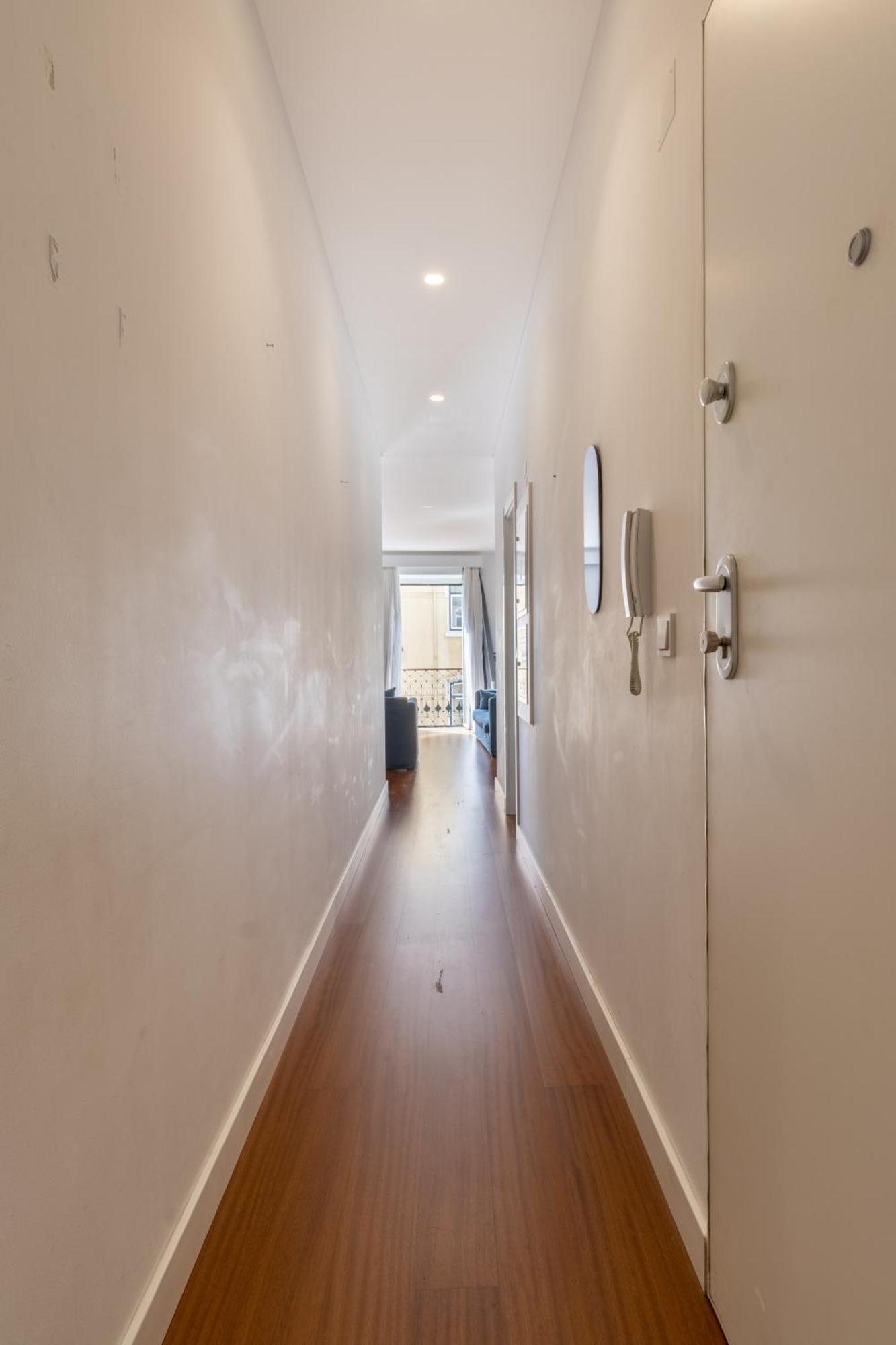 דירות ליסבון Modern 3Br, Terrace, Ac/Heating & Self Check-In מראה חיצוני תמונה